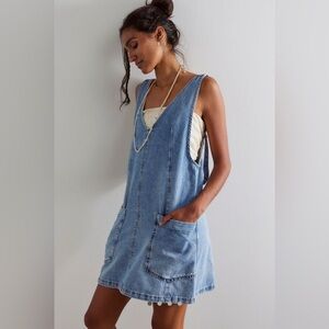 We the Free High Roller Skirtall- Size S- Light Denim